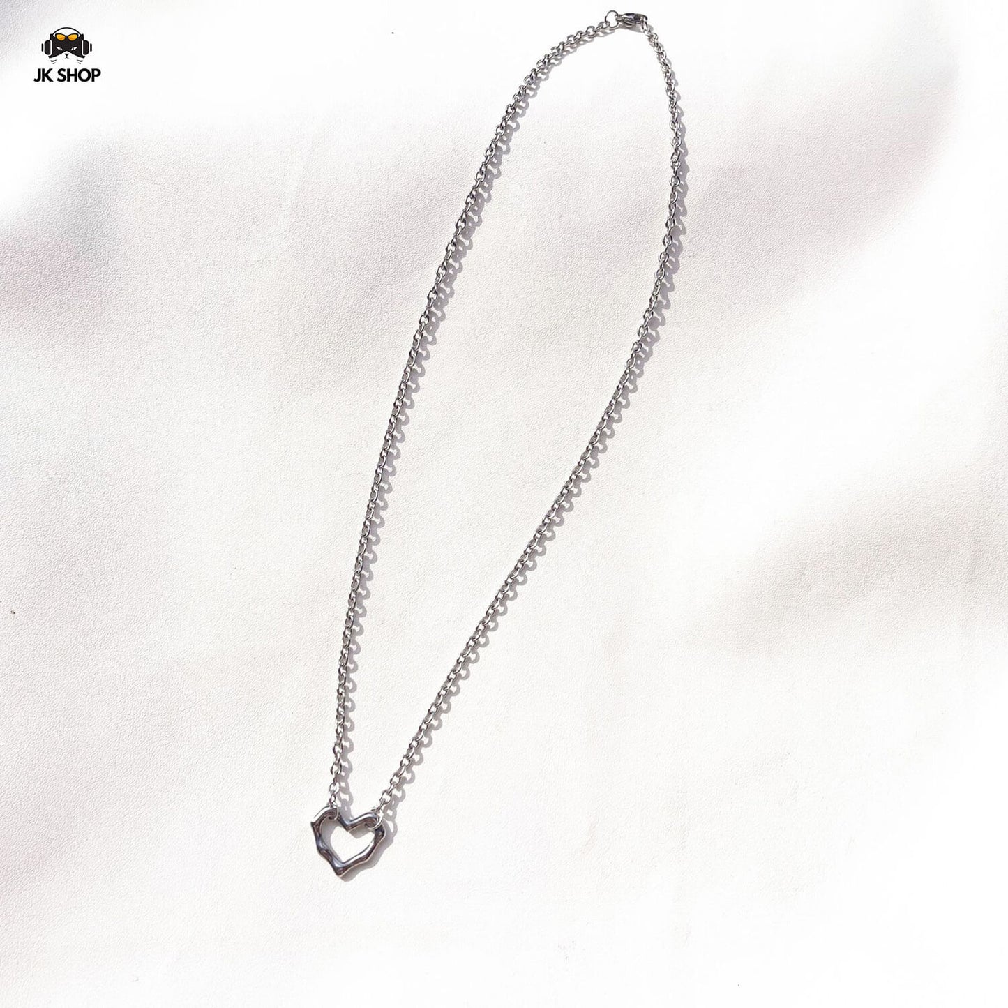 StrayKids Leeknow Heart Necklace